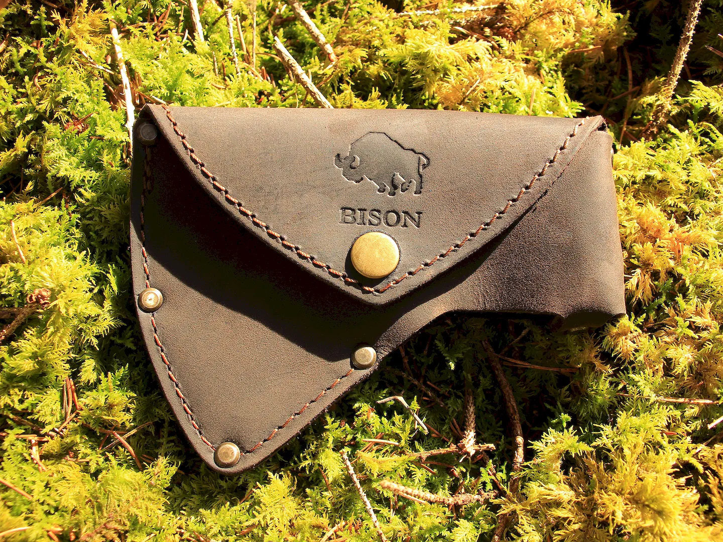 Bison Gürteltasche für Jägerbeil / Trekkingbeil Bison Gürteltasche für Jägerbeil / Trekkingbeil